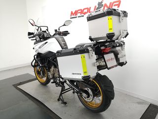 QJ MOTOR SRT 700 X 2023 12438 kms.