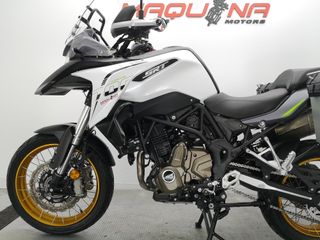 QJ MOTOR SRT 700 X 2023 12438 kms.