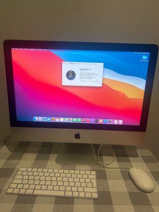 iMac 21.5 Mid 2014 Plata