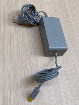 Fuente de Alimentación Nintendo Wii U