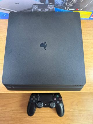 PS4 1TB con scatola