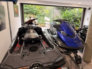 Moto de agua Yamaha FX svho 280cv con renolque