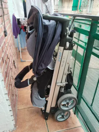 Silla de paseo de BebeConfort Loola
