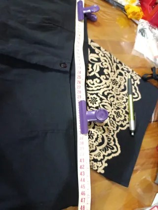 Pantalón negro con bordado floral Camel XXL