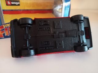 Lancia Delta S4 Burago 1/43 Vermelho