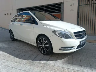 Mercedes B200 155cv Techo Panorámico