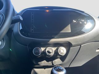 TOYOTA AYGO X 1.0 VVT-I PLAY 72 5P