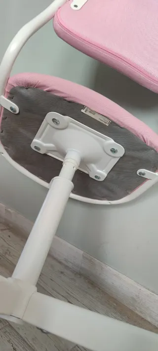 Silla infantil Ikea rosa