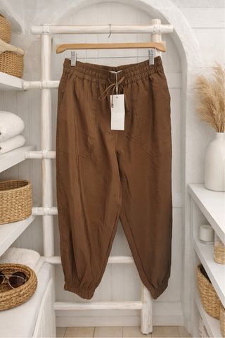 Pantalón bombacho Zara marrón satinado