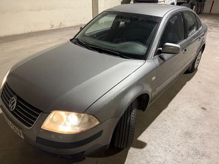 Volkswagen Passat 2003