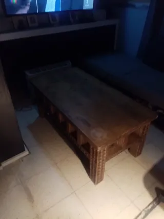 Mesa de centro de madera rústica