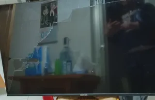 Televisión Daewoo 43 Rota