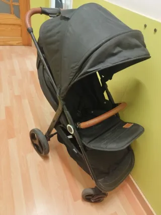 Carrito de bebé Kinderkraft negro