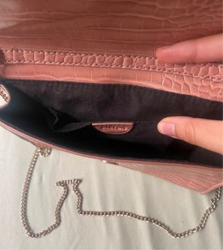 Bolso Parfois Piel Rosa Serpiente y Cadena