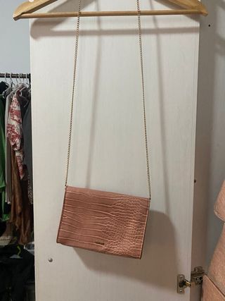 Bolso Parfois Piel Rosa Serpiente y Cadena