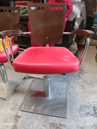 Sillones de peluquería en buen estado