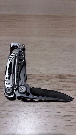 Leatherman Skeletool multiherramienta