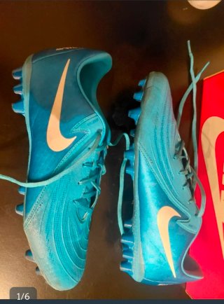 Zapatillas Fútbol Nike Talla 40.5