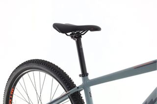 Fuji Nevada (MTB) t.M Reacondicionada