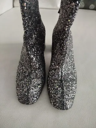 Botines Purpurina Negro y Plata