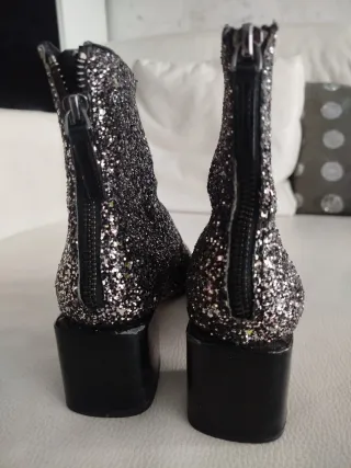 Botines Purpurina Negro y Plata