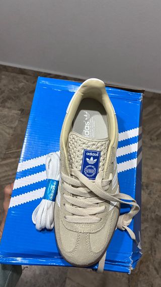 Adidas Gazelle Indoor Beige/Blanco