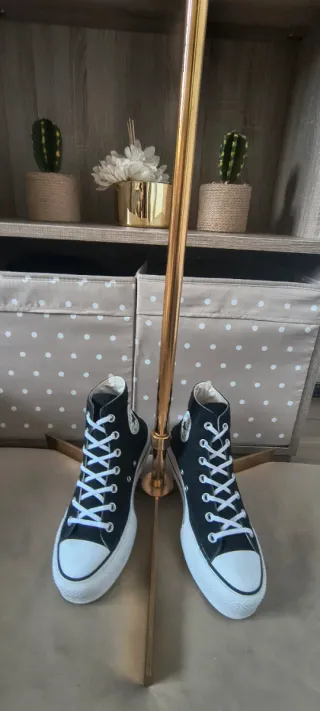 Converse de plataforma Negras talla 39,5