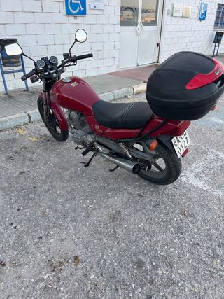 Honda CB 250 Naked Roja