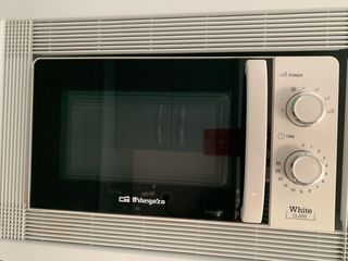 Microondas Orbegozo Blanco,impecable muy poco uso.