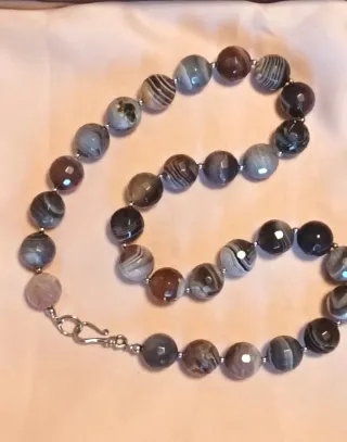 Collana perline agate marroni e grigie