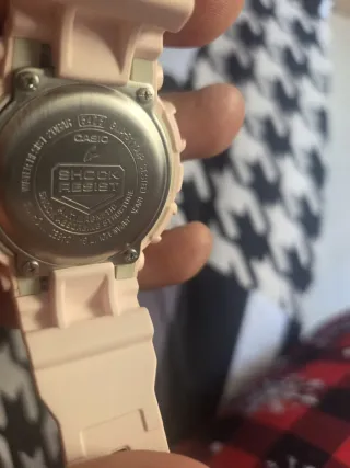 Reloj Casio G-Shock Rosa y Dorado