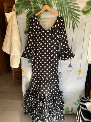 Vestido Flamenco Lunares Negro Blanco