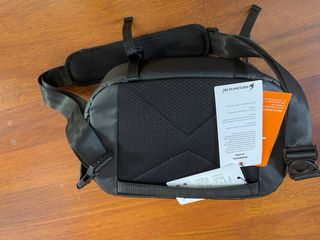 Bandolera negra para equipo fotográfico