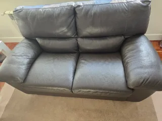 Set di due divani in pelle in perfetto stato