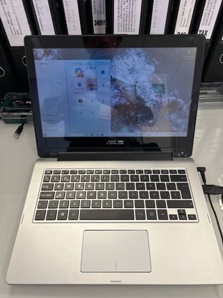 Portátil Asus TP300L Negro