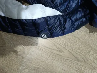 Anorak Superdry Azul y Blanco Talla 36