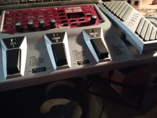 Boss ME-20B Bajo Multiefectos