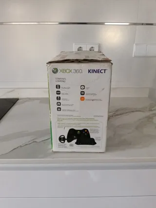 XBOX 360 kinect 4 GB