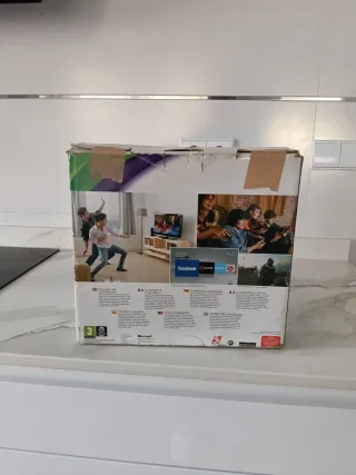 XBOX 360 kinect 4 GB