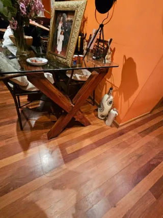 Mesa Comedor Cristal y Madera + 4 Sillas