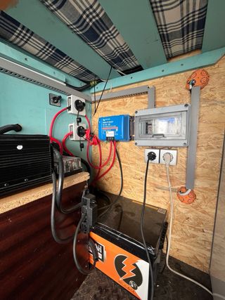 Renault Master 2012 L2H2 CAMPERIZADA Y HOMOLOGADA