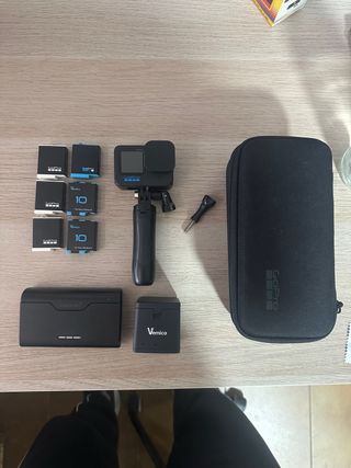 GoPro Hero 10 Black + Gimbal + Accesorios