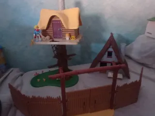Playmobil Aldea Medieval con Casa Árbol