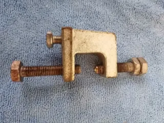 Mordaza para viga metálica