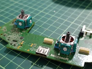 Mando Xbox one Original Modelo 1697