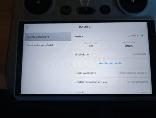 DJI Mini 3 Drone con DJI RC