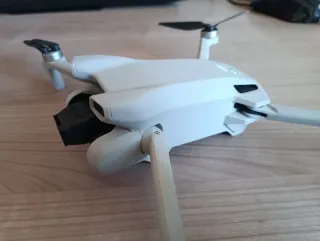 DJI Mini 3 Drone con DJI RC