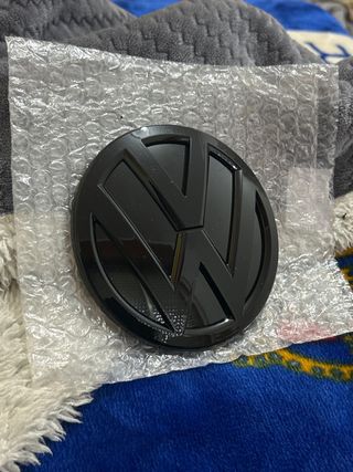 Emblema VW Negro Brillante