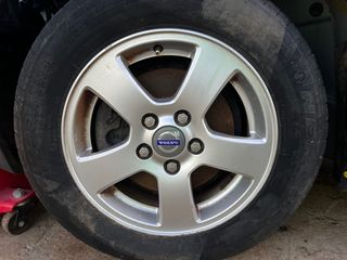 Llantas Volvo