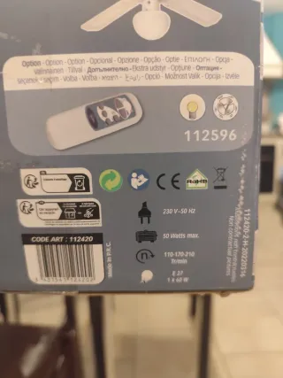 Ventilatore da soffitto bianco